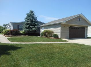 156 Hibiscus Cir, Matteson, IL 60443