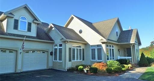 1st image of 45 Hawkins Glen Dr