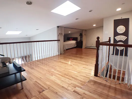 Rented by Bay Sun Realty Inc | media 21