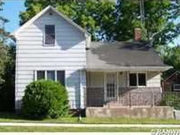 305 E 2nd Ave, Stanley, WI 54768