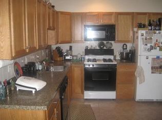 416 Hanover St APT 1, Boston, MA 02113