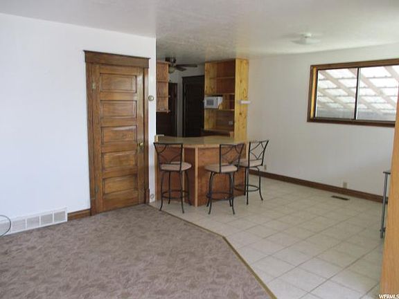 2nd image of 244 Beckwith St