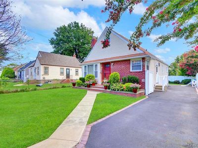 111 Jacob St, Elmont, NY, 11003