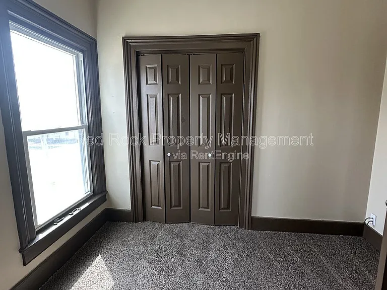 802 McKinley St — Photo 12