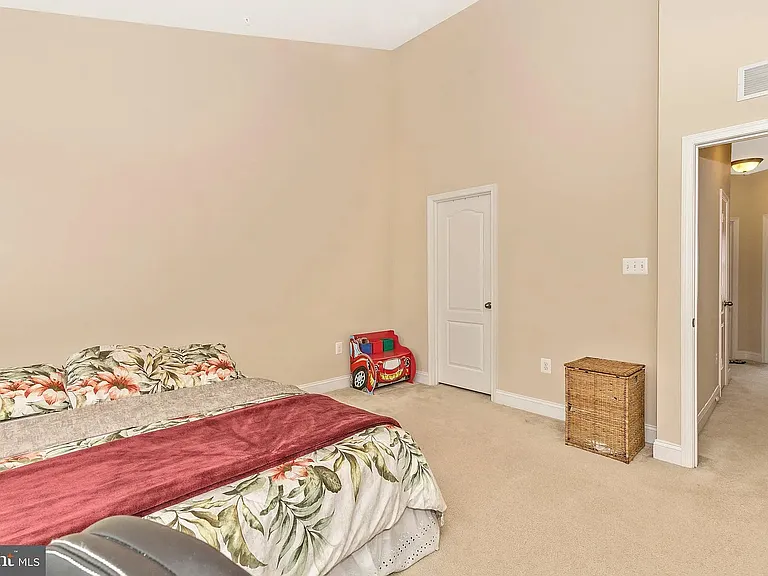 11882 Country Squire Way — Photo 24