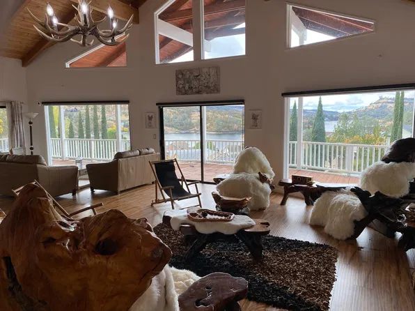 651 Poker Flat Rd, Copperopolis, CA 95228