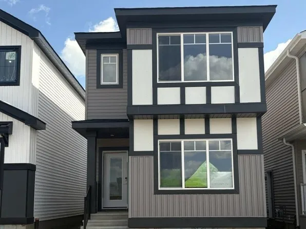 2831 64th St SW, Edmonton, AB T6X 0M8