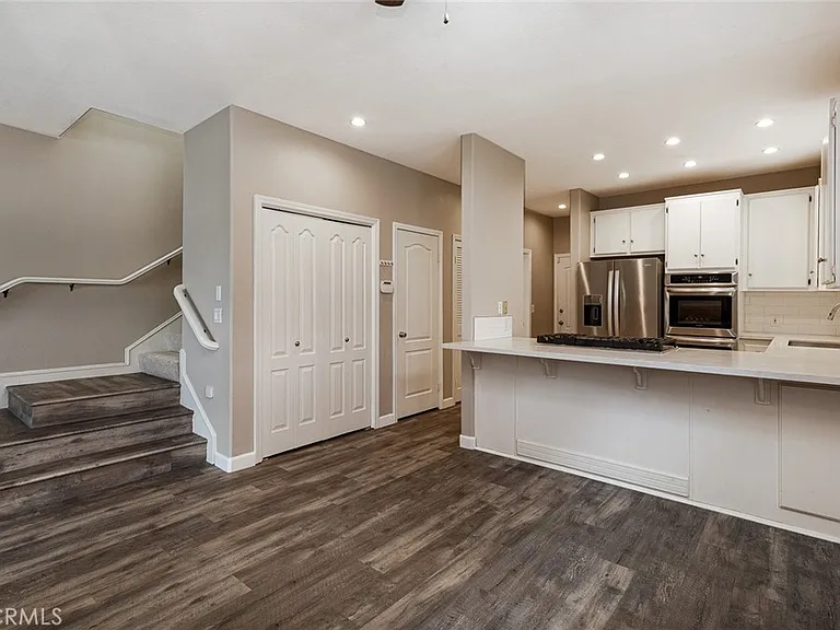 1403 W Santa Cruz St — Photo 6