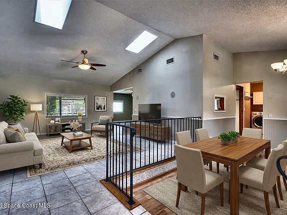 3rd image of 2724 Abbey Ave