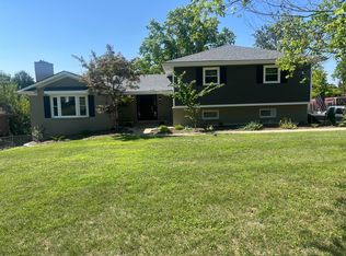 3532 Cornwall Dr, Lexington, KY 40503