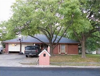1st image of 10005 Woodhaven Dr