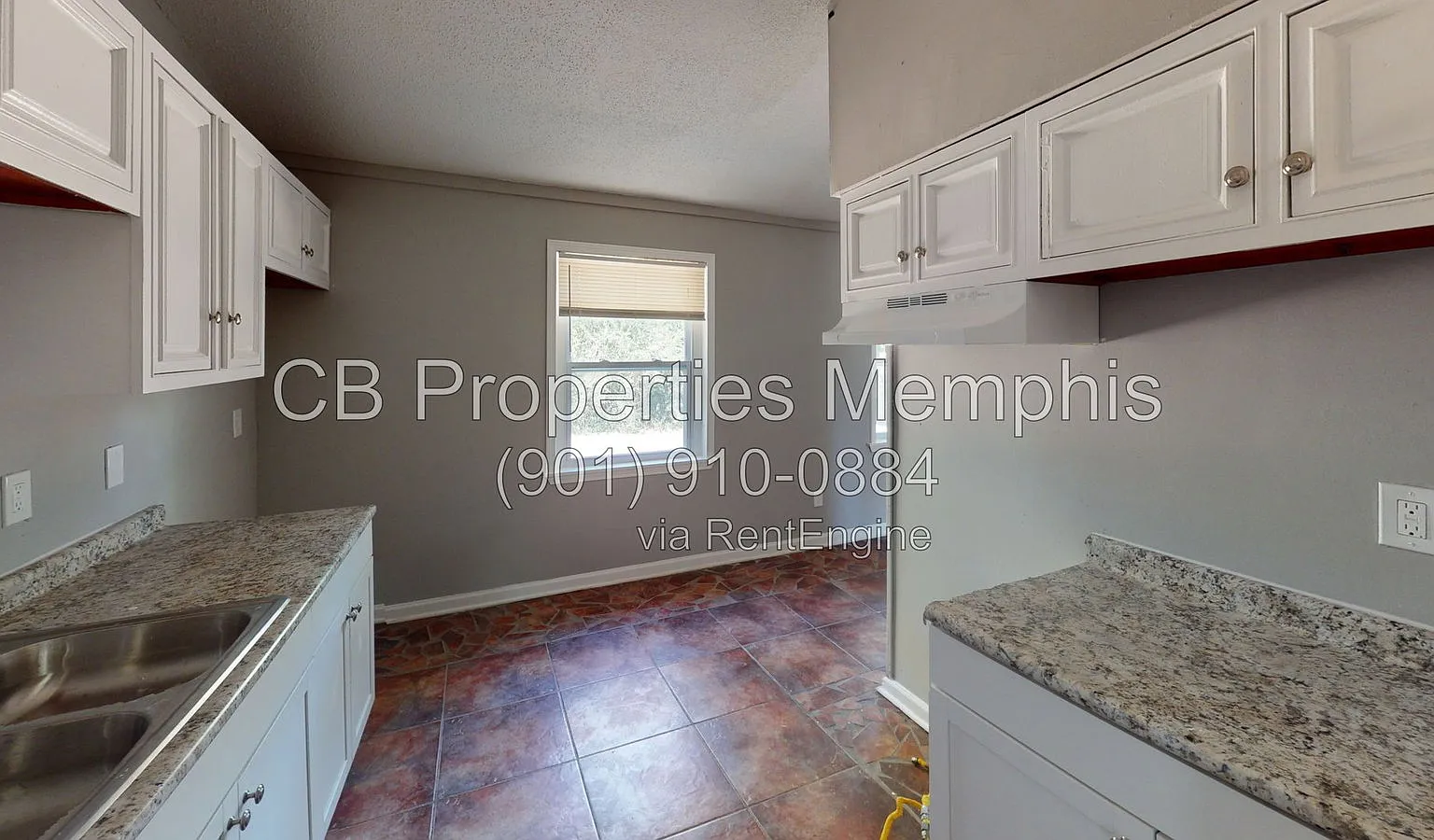 3 bed, 1.0 bath, 1131 sqft, $1,095 — Photo 2