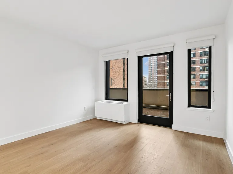 145 Clinton St #3E — Photo 6