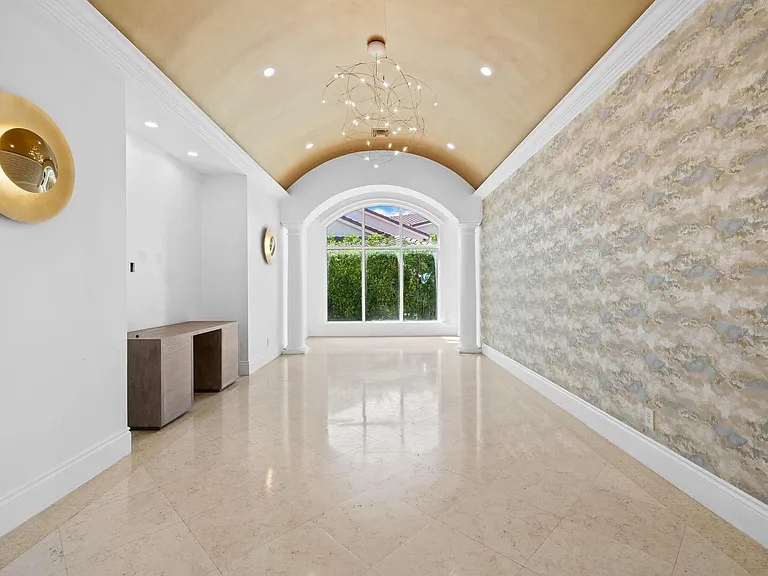 861 Nafa Dr — Photo 12