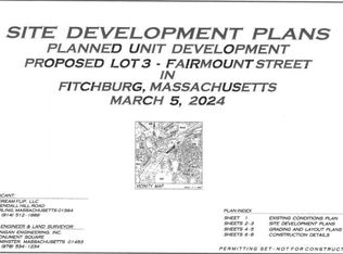 3 Fairmount Pl, Fitchburg, MA 01420