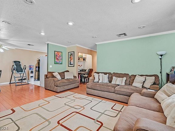 4th image of 2117 Haven Hill Ave