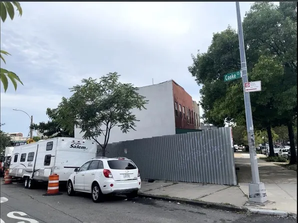 2072 Eastern Pkwy, Brooklyn, NY 11207