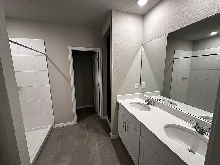 119 Lovely Ct — Photo 8