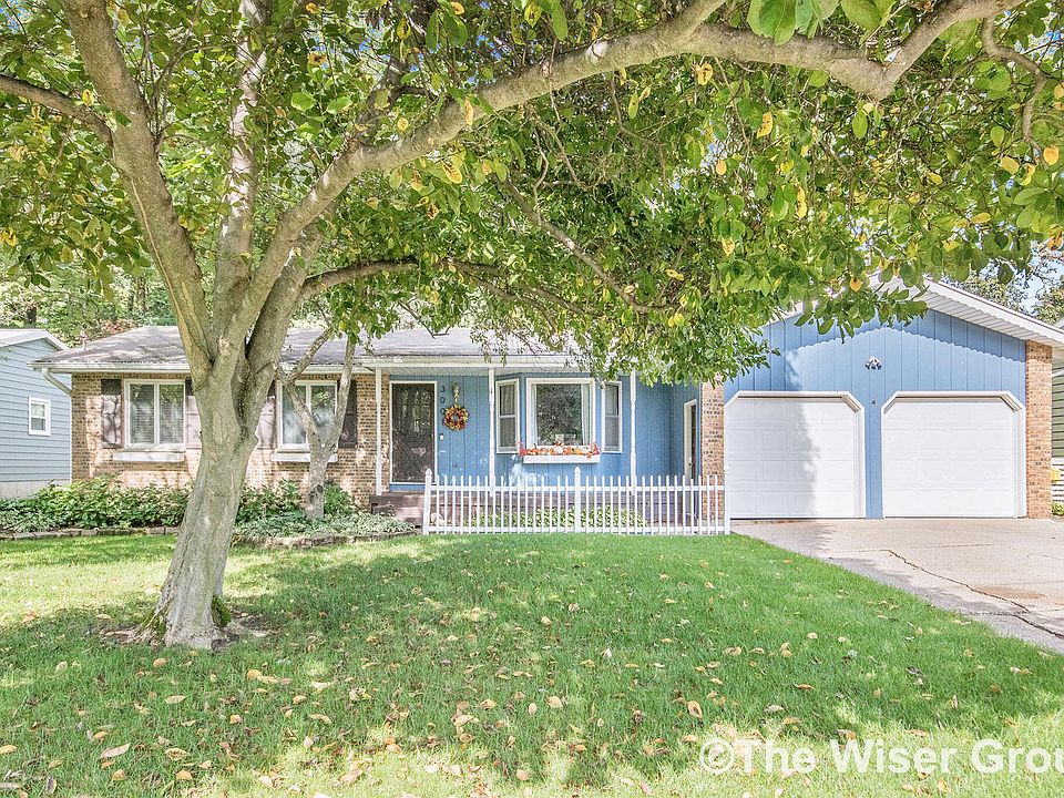 3001 Pinedale Dr SW Grandville MI 49418 Zillow