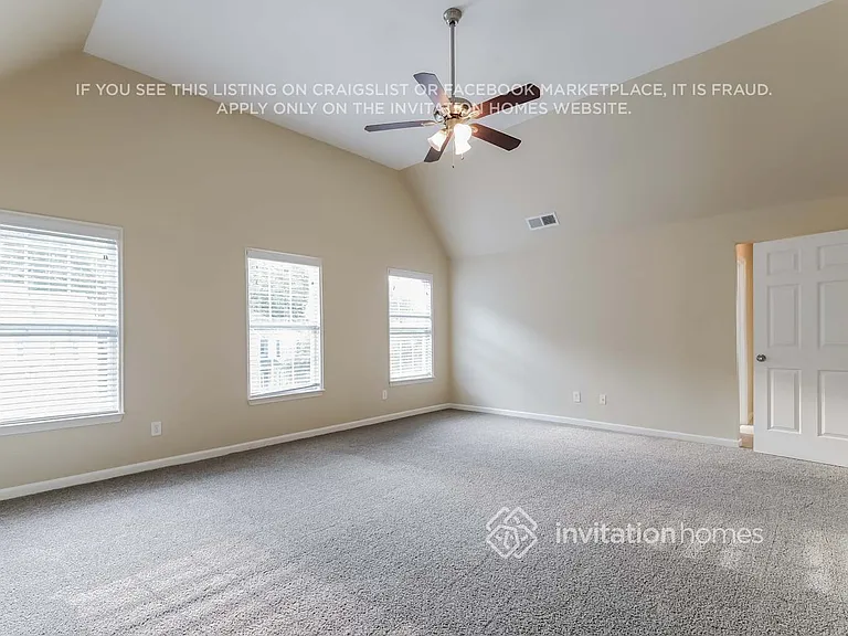4015 Pointe Vecchio Cir — Photo 10