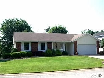 3813 Hermitage Ln photo 1