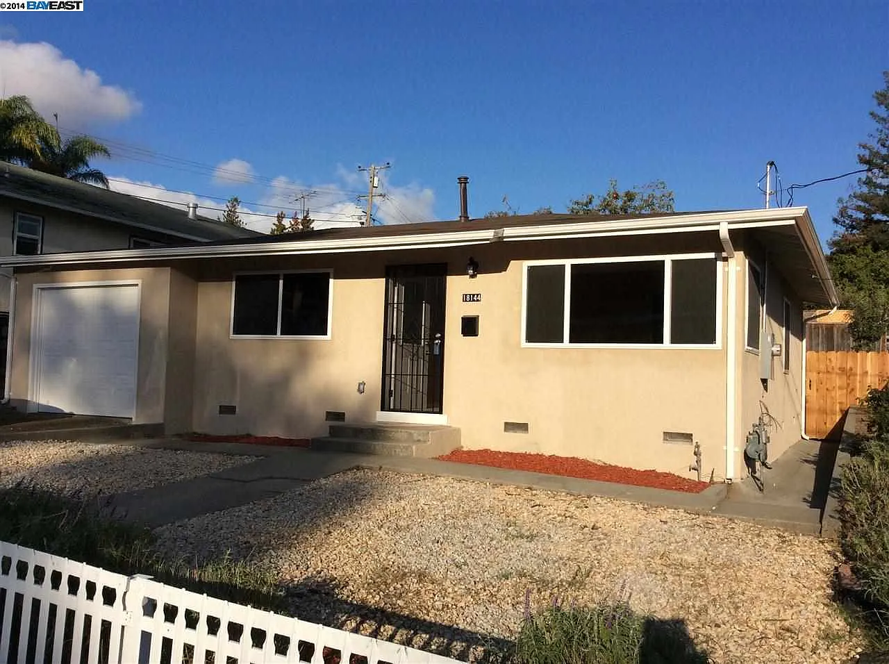 18144 Redwood Rd photo 1