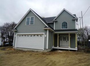 24 Poole St, Woburn, MA 01801