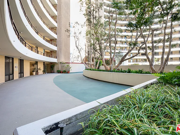 4267 Marina City Dr #106 — Photo 21