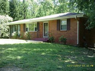 990 Brentwood Dr SE, Smyrna, GA 30082