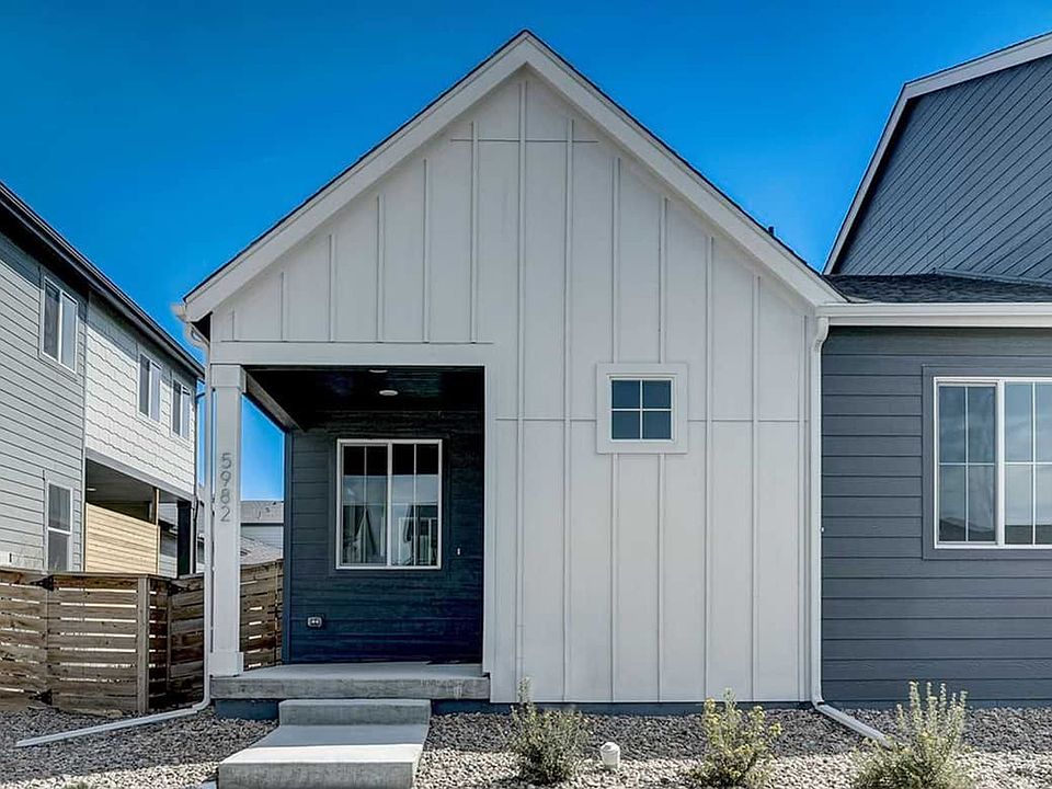 Elevation Modern Farmhouse