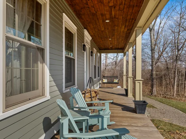 10 Oakledge Drive, Essex, CT 06442