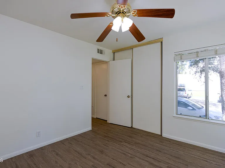 1271 Prairie Dog Cir — Photo 12