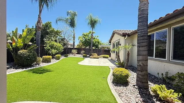 4 bed, 2854 sqft, $3,500 — Photo 2