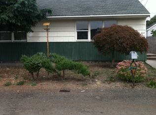 824 S Director St, Seattle, WA 98108