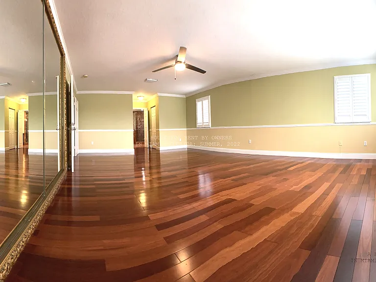 5454 NW 109th Ct — Photo 10