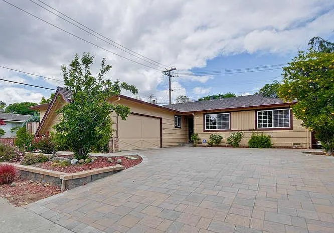 1471 Bittern Dr photo 1
