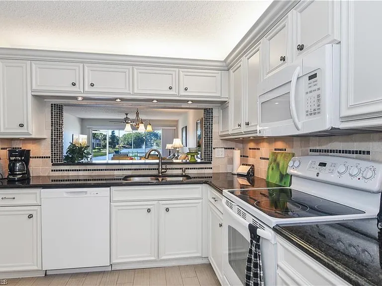 1250 Yesica Ann Cir #E-102 — Photo 7