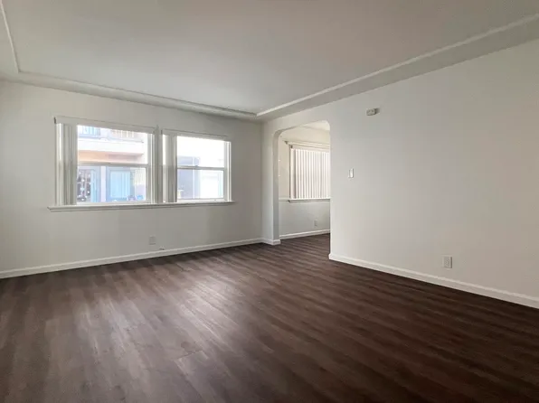 3317 Castle Heights Ave #8, Los Angeles, CA 90034