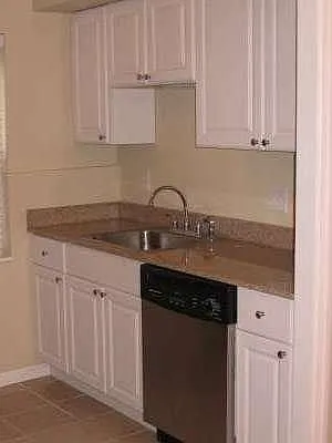1235 Isis Ave — Photo 3