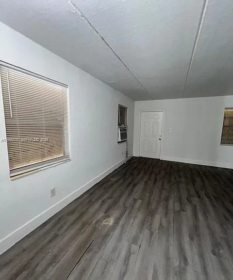 1220 NW 3rd Ct — Photo 10