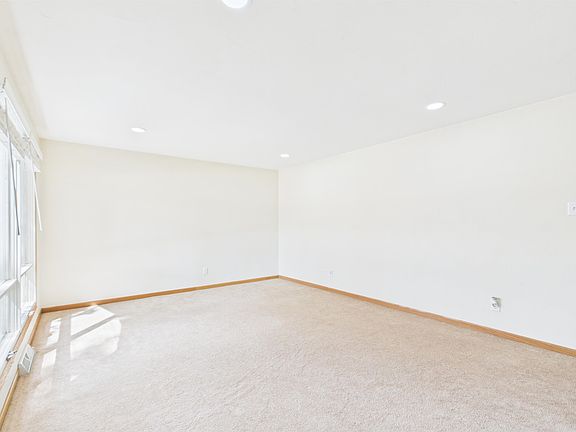 3rd image of 2208 N Linwood Ave