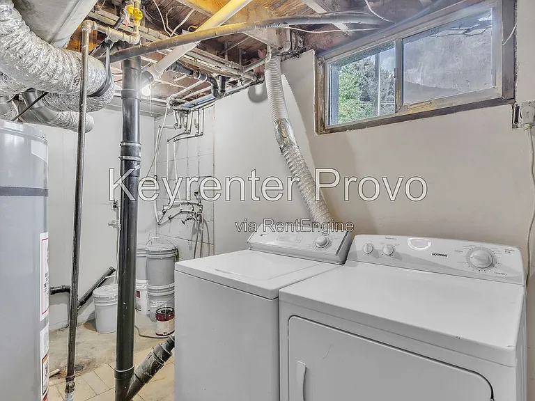 1304 E 520 South St — Photo 21