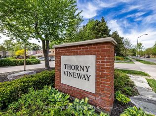 106 Thorny Vineway, Toronto, ON M2J4J5