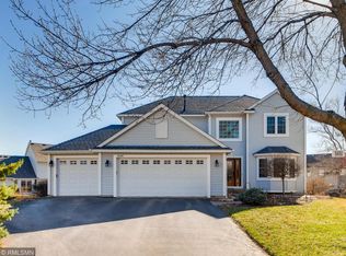 8480 Bryce Ct, Inver Grove Heights, MN 55076