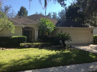 807 Red Ash Ct, Seffner, FL 33584
