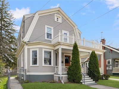 2136 Cranston St, Cranston, RI, 02920