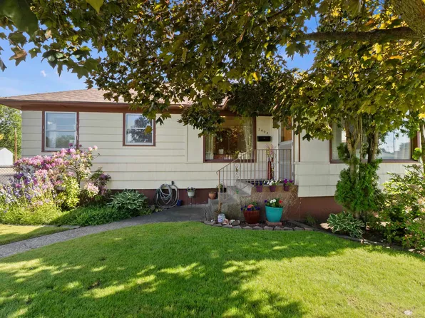 2403 W Crown Ave, Spokane, WA 99205