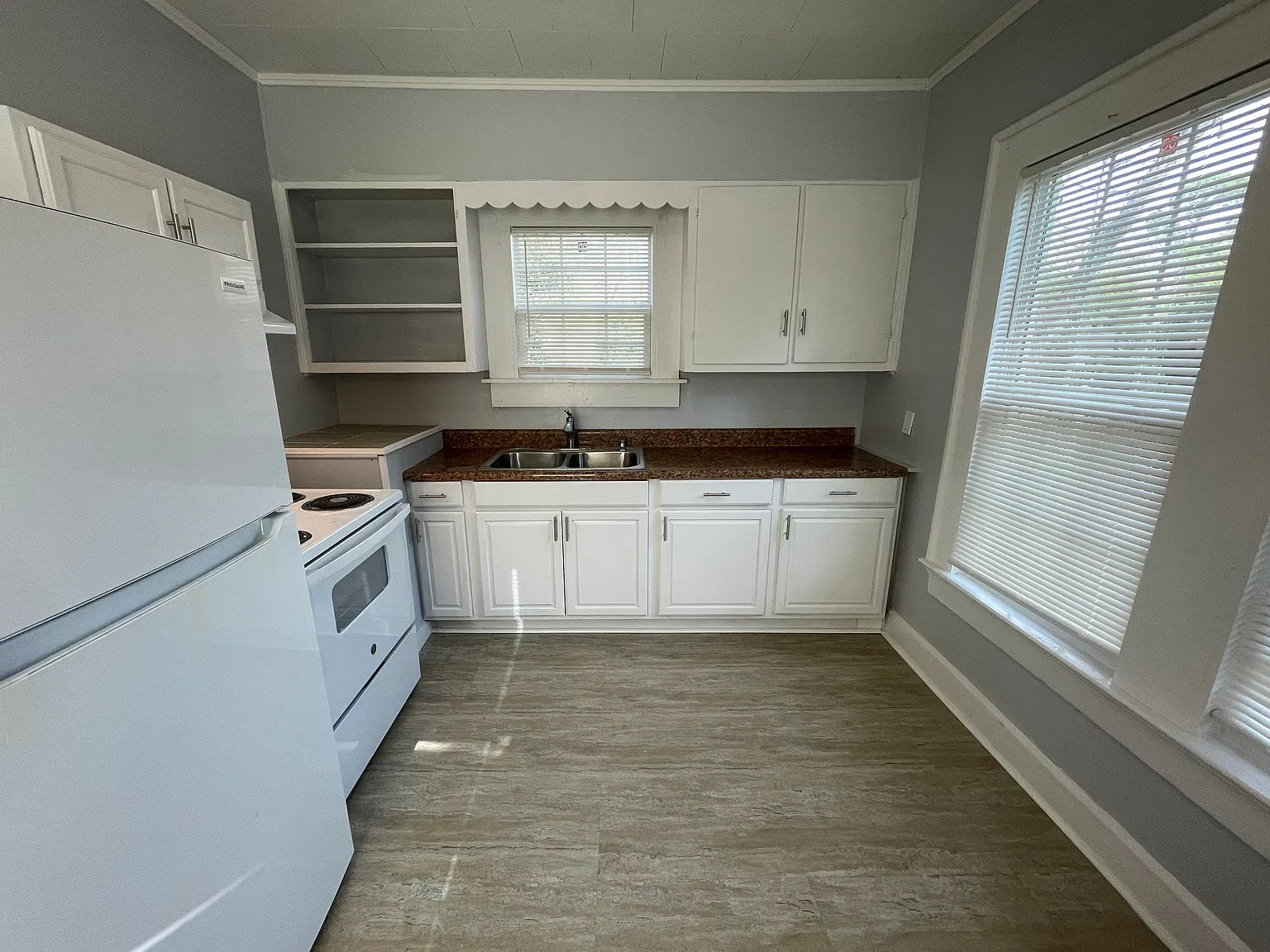 1125 Eager St — Photo 2