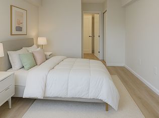 333 Grand Ave APT 1K, Palisades Park, NJ 07650