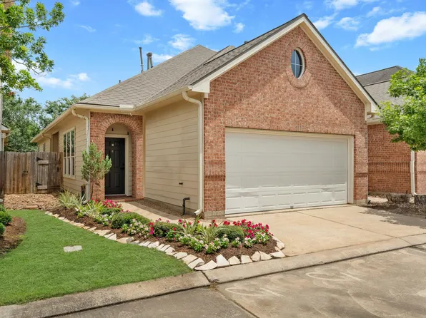 917 Sweet Pine Dr, Katy, TX 77450